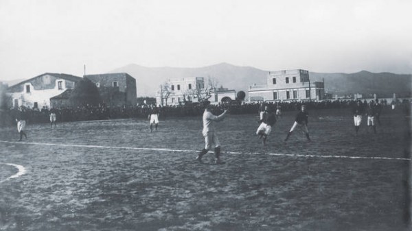 Από το 1900 έως το 1901 οι αγώνες γίνονταν στους ελεύθερους χώρους του ξενοδοχείου Casanovas. Σήμερα υπάρχει εκεί νοσοκομείο (Sant Pau)