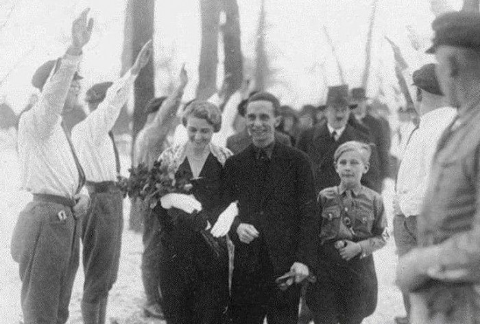 Goebbels-marriage-1931-700x473.jpg
