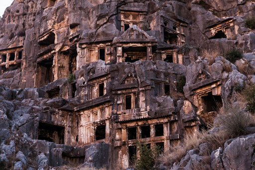 ancient-lycian-myra-rock-tomb