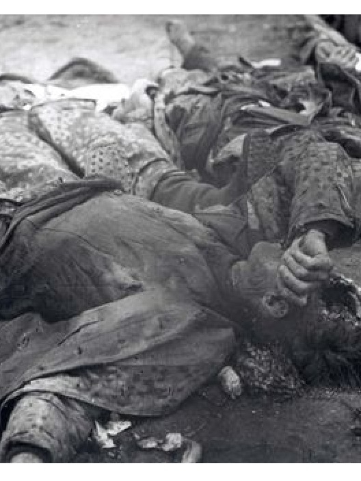Νταχάου, 1945. Δολοφονημένος Γερμανός πρώην δεσμοφύλακας.