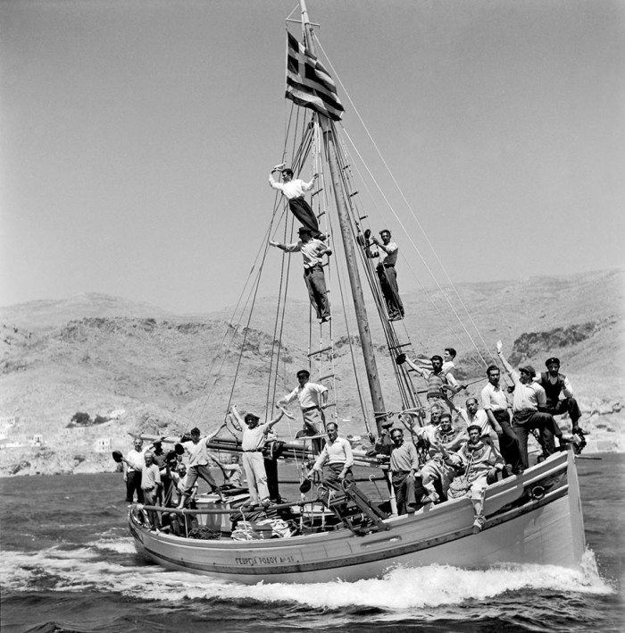 Summer_ Kalymnos 1950 _ by Dimitris harisiadis_Benaki  Museum