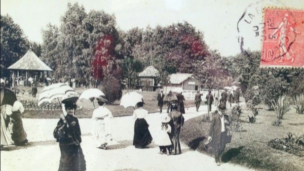 Επισκέπτες του κήπου στις αρχές του 20ου αιώνα