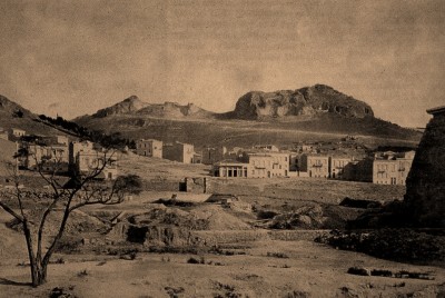 «Πιθαράδικα». Η διάσημη πλατεία της Αθήνας όπου οι τεχνίτες κατασκεύαζαν πιθάρια. Εκεί έφταναν το όρια της πρωτεύουσας στα τέλη του 19ου αιώνα