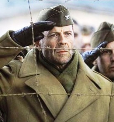 bruce_willis_army_salute
