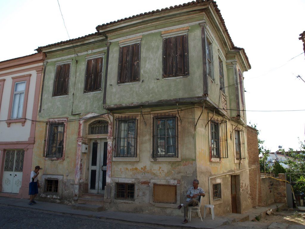 Το σπίτι του Ηλία Βενέζη στο Αϊβαλί