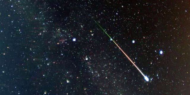 Μετά το ματωμένο φεγγάρι, έρχεται η βροχή των διαττόντων αστέρων (βίντεο)