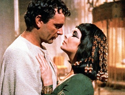 Κλεοπάτρα και Μάρκος Αντώνιος (από την ταινία Cleopatra το 1953)