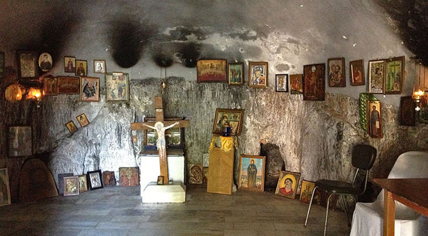 xelidonou 3