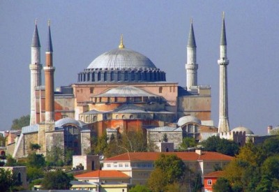 Το ξεπούλημα αξιωμάτων στο Βυζάντιο και ο αυτοκράτορας που τα “πήρε” από τους πλούσιους για να μη φορολογήσει τους φτωχούς