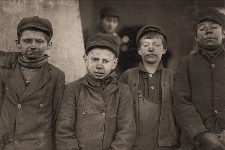 Pennsylvania Coal Co. One of these is James Leonard, another is Stanley Rasmus. Pittston, Pennsylvania.