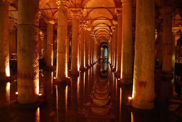 Hagia-Sophia-underground-tunnels