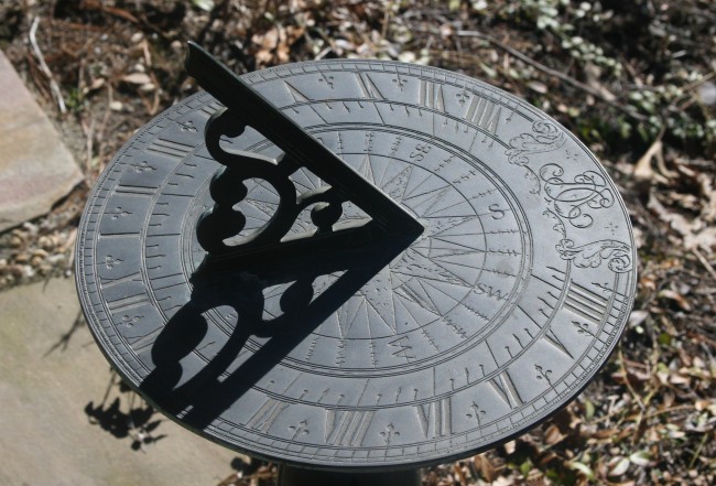 Sundial_2r-e1388980268843