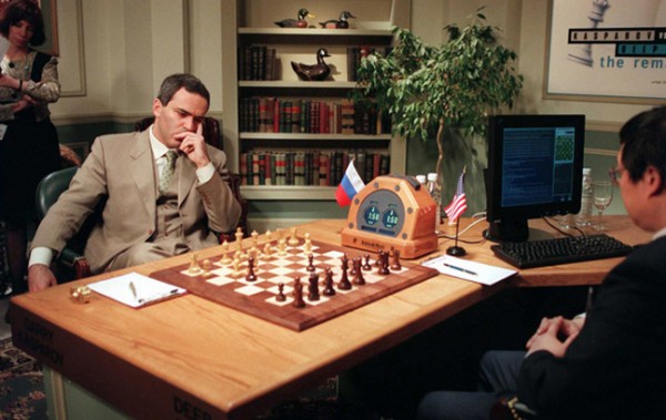 Ο Κασπάροφ απέναντι στον υπολογιστή "Ντιπ Μπλου"