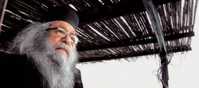 Έφυγε από τη ζωή ο μοναχός που ενέπνευσε στην Αρλέτα να γράψει το “Μπαρ Το Ναυάγιο”. “Καθότανε στο διπλανό σκαμπό και κοινωνούσε με ουίσκι και νερό”