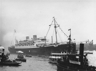 Το πλοίο "Σεν Λούις" αγκυροβολημένο στο λιμάνι της Αβάνα