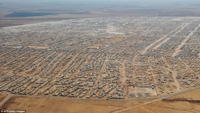 zaatari1-700x396