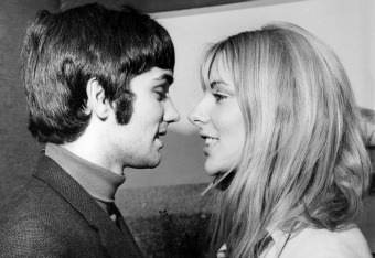 Manchester-United-and-Northern-Irelandsuperstar-George-Best-pictured-with-his-girlfriend-Jackie-Glass