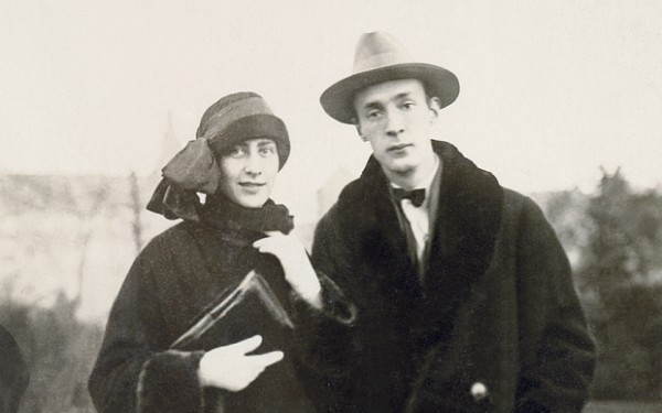 Ο Ναμπόκοφ με τη γυναίκα του, Βέρα, στο Βερολίνο το 1925