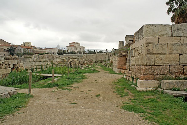 Ιερά Πύλη και Ηριδανός ποταμός 