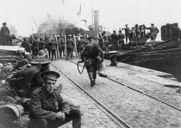 14/11/1915: Βρετανοί αποβιβάζονται στο λιμάνι της Θεσσαλονίκης