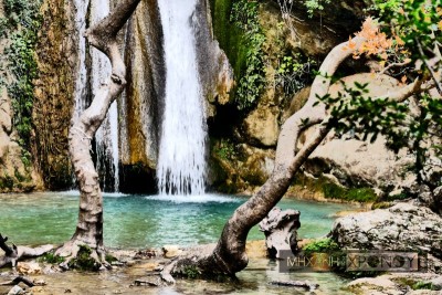 Το μεγαλύτερο θηλυκό ποτάμι της Ελλάδας πήρε το όνομά του από τη νύμφη που έσωσε τον Δία από τον Κρόνο. Νέδα, ο ποταμός που σχηματίζει εξωτικούς καταρράκτες