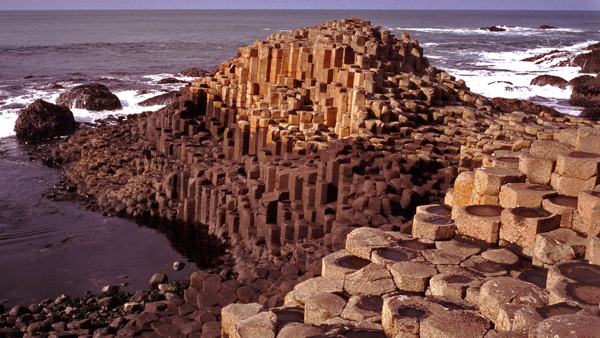 giant-s-causeway-ireland-wallpaper