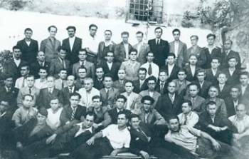 Κομμουνιστές στην Ακροναυπλία την περίοδο της δικτατορίας Μεταξά (1936). Κατά τη ΜΝικρασιατική εκστρατεία είχαν κατηγορηθεί ότι υπονόμευσαν το ηθικό του στρατού γιατί κατήγγειλαν ως ιμπεριαλιστική την επιχείρηση