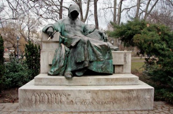 Άγαλμα του Seperatio στη Βουδαπέστη, στο κάστρο Vajdahunyad 