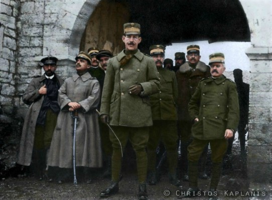 Η ιστορική φωτογραφία του διαδόχου Κωνσταντίνου ως απελευθερωτή των Ιωαννίνων δεν θα υπήρχε, εάν ο ταγματάρχης Βελισσαρίου δεν τον είχε παρακούσει. Η καταδρομική επιχείρηση