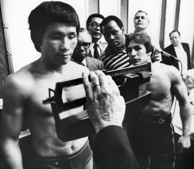 Τον Φεβρουάριο του 1982 ο Κιμ είχε γίνει πρωταθλητής ελαφρών βαρών στην Ασία 