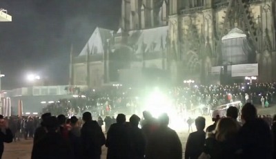 Χάος από το πλήθος στην Κολωνία την παραμονή της Πρωτοχρονιάς