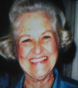 Η 72χρονη Μάιρα Ντέιβις, πριν τον θάνατό της, το 1988