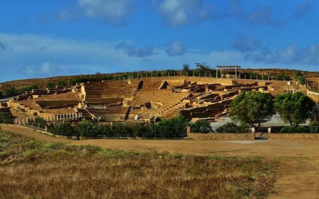 Η πόλη της Ηφαιστίας κάηκε το 511π.Χ από τους Πέρσες και στη συνέχεια την αποίκησαν οι Αθηναίοι. Η τελικής παρακμή της επήλθε μετά την φυσική καταστροφή του λιμανιού και της επικράτησης του Χριστιανισμού 