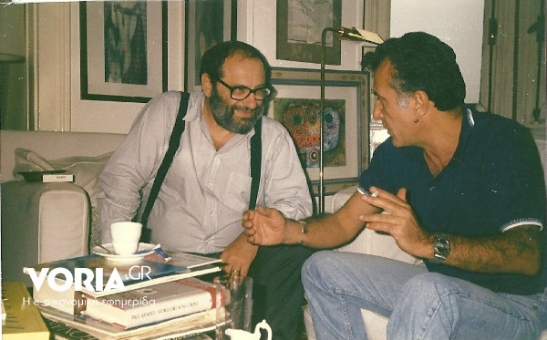 Σεπτέμβριος 1989: Ο Θόδωρος Ιωαννίδης στο σπίτι του Ουμπέρτο Έκο, στο Μιλάνο 