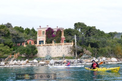 Το ναυάγιο που εντόπισε ο Σεφέρης, ενώ κωπηλατούσε στον Πόρο. Το σκάφος “Κίχλη” τον ενέπνευσε να γράψει την περίφημη ποιητική συλλογή. Γιατί ο νομπελίστας είχε ορμητήριο την κόκκινη βίλα “Γαλήνη”