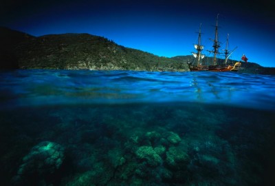 Βρέθηκε το πλοίο του θρυλικού κάπτεν Κουκ; Υποθαλάσσιες έρευνες εντόπισαν ναυάγια στο λιμάνι του Νιούπορτ όπου βυθίστηκε το θρυλικό «Έντεβορ» μαζί με άλλα πλοία, κατά τη διάρκεια της Αμερικανικής Επανάστασης