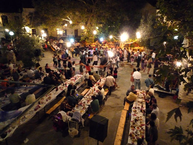 «Είμαστε για τα πανηγύρια». Πώς βγήκε η φράση που αντέχει 2.500 χιλιάδες χρόνια και τι σχέση έχει με τον Ισθμό της Κορίνθου