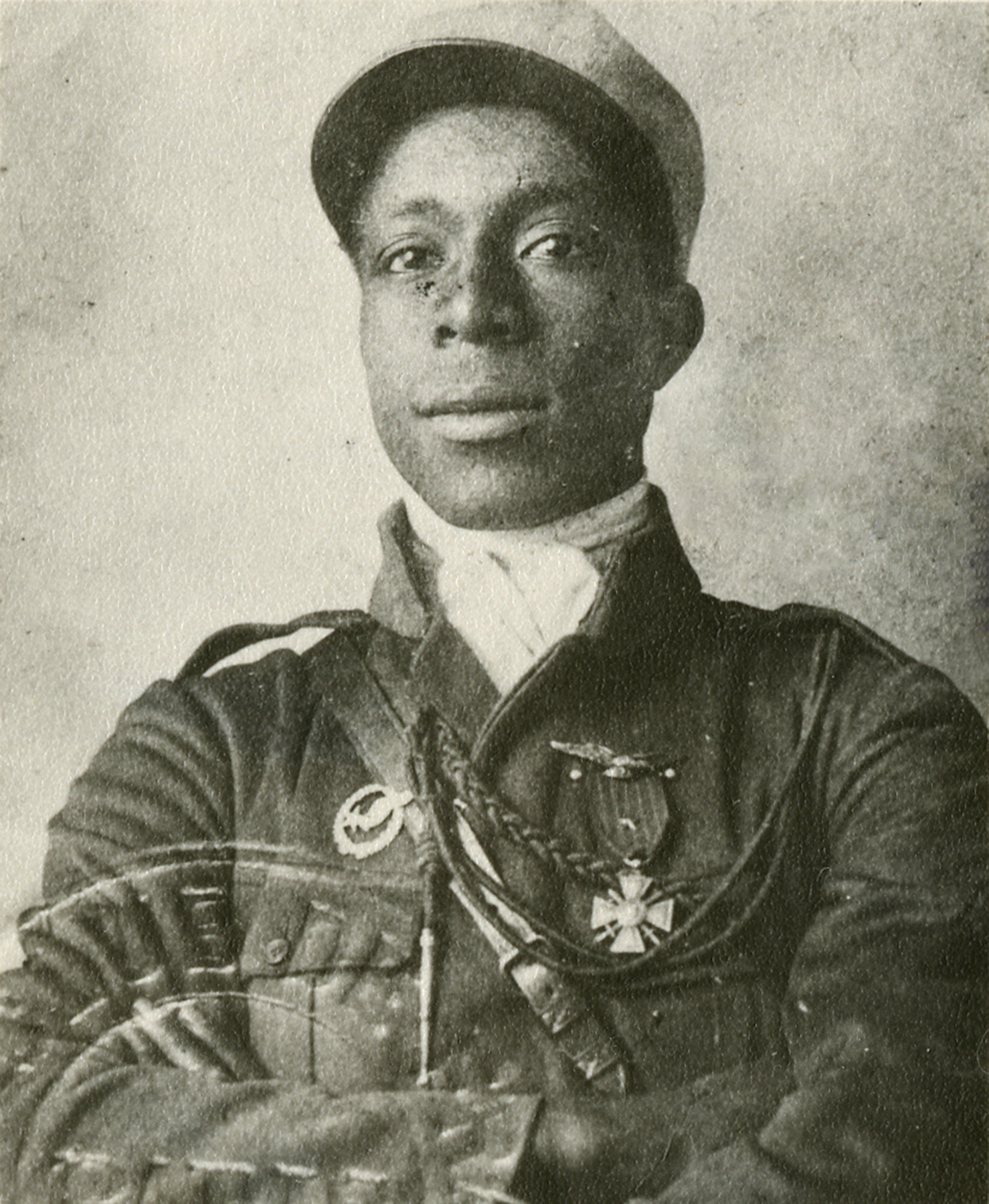 Eugene_Bullard_in_Legionnaire_Uniform