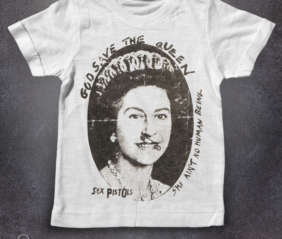 sex_pistols_queen_elisabeth_t-shirt_bambino_ebay-924x784