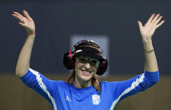 epa05461330 Anna Korakaki of Greece celebrates after winning the bronze medal in the women's 10m Air Pistol final of the Rio 2016 Olympic Games Shooting events at the Olympic Shooting Centre in Rio de Janeiro, Brazil, 07 August 2016. EPA/VALDRIN XHEMAJ