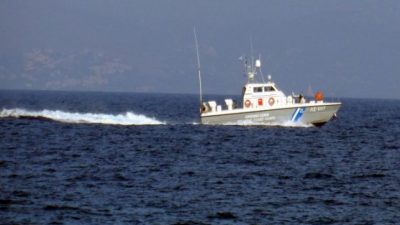 Συνελήφθη ψαράς στον Βόλο, που ανέσυρε με τα δίχτυα του νεκρό ψαροντουφεκά και τον ξαναπέταξε στη θάλασσα