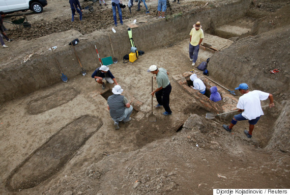 Archaeologists work at the Viminacium site, around 100km east from Belgrade, Serbia August 8, 2016. Picture taken August 8, 2016. REUTERS/Djordje Kojadinovic