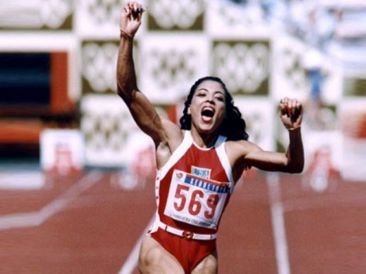 florence-griffith-joyner-2-700x525