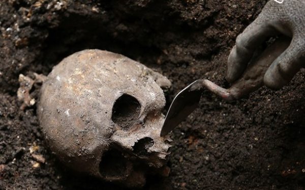 Γιατί εξαφανίστηκαν μυστηριωδώς οι Ευρωπαίοι πριν από 14.500 χρόνια; Επιστημονική μελέτη σε σκελετούς ηλικίας 35 χιλ. ετών, έδειξε ότι υπήρξε απότομη κλιματική αλλαγή και ότι επανακατοικήθηκε πρώτα στον νότο