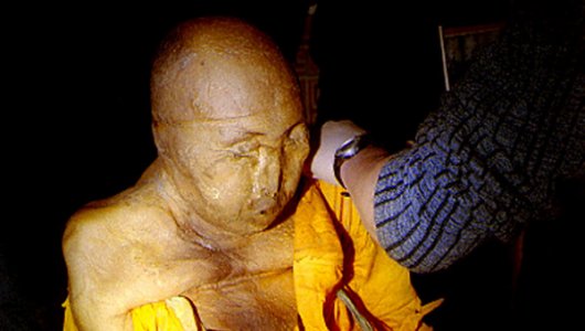 Οι βουδιστές μοναχοί υποστηρίζουν ότι ο Λάμα είναι σε κατάσταση βαθύ ύπνου