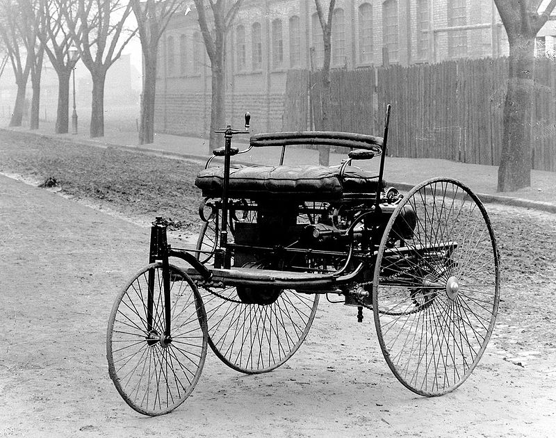 Το πρώτο αυτοκίνητο του Μπενζ, 1885. Η πατέντα κατοχυρώθηκε με τον αριθμό 37435