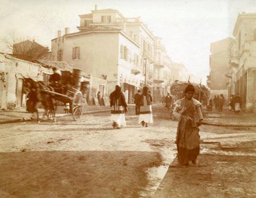 ermou-90-kai-pitaki-_-1900-foto-brett