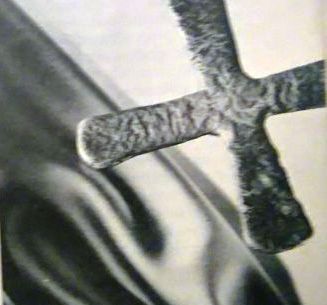 Χάλκινος σταυρός της Κατάγκα. Ήταν ένα από τα πρώτα νομίσματα της περιοχής του Κονγκό