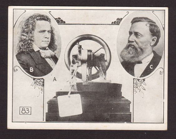 Στα αριστερά ο Χόου. Δεξιά ο Σίνγκερ που τελικά βρήκε τη χρυσή τομή. Το όνομα του ακόμα και σήμερα είναι συνώνυμο με τις μηχανές ραψίματος