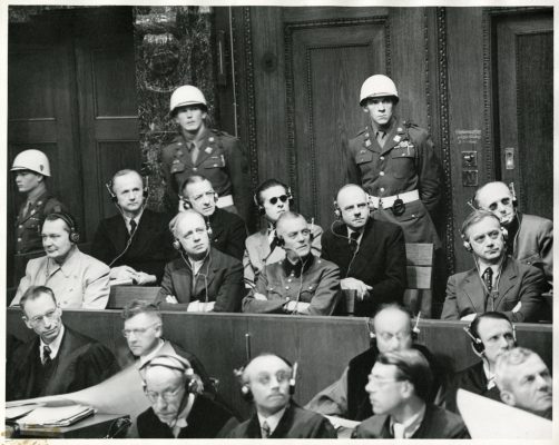 “Δεν ξέρω πως έγιναν αυτά τα εγκλήματα”. “Δεν είπα ποτέ ότι οι Εβραίοι είναι κατώτεροι”. Οι δικαιολογίες των Ναζί στη Δίκη της Νυρεμβέργης, όπου αλληλοκατηγορούνταν για να σωθούν